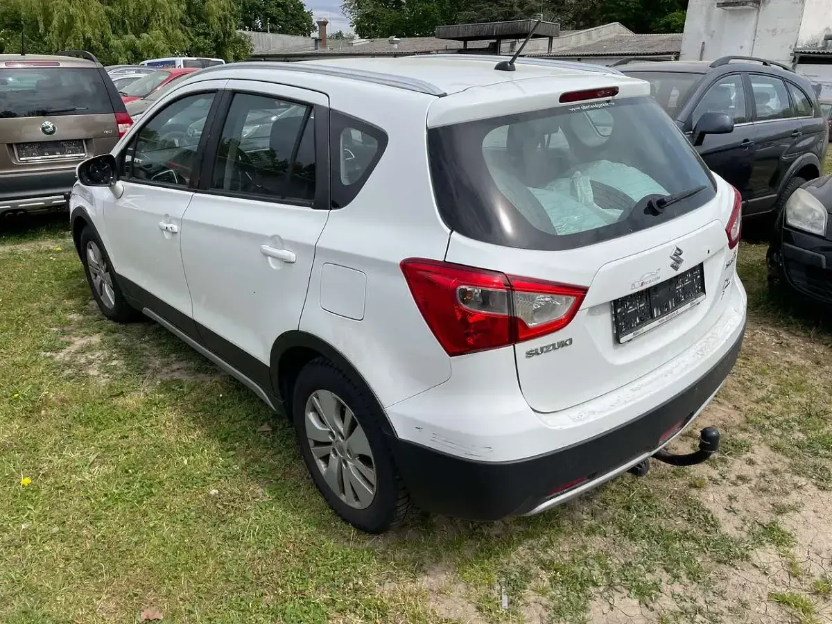 Gebraucht Suzuki SX4 S-Cross Comfort 120 PS (88 kW) 2015 Weiß SUV