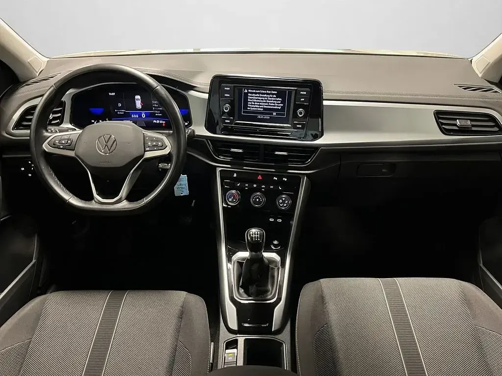 Gebraucht VW T-Roc Life 110 PS (80 kW) 2023 Ascotgrau SUV