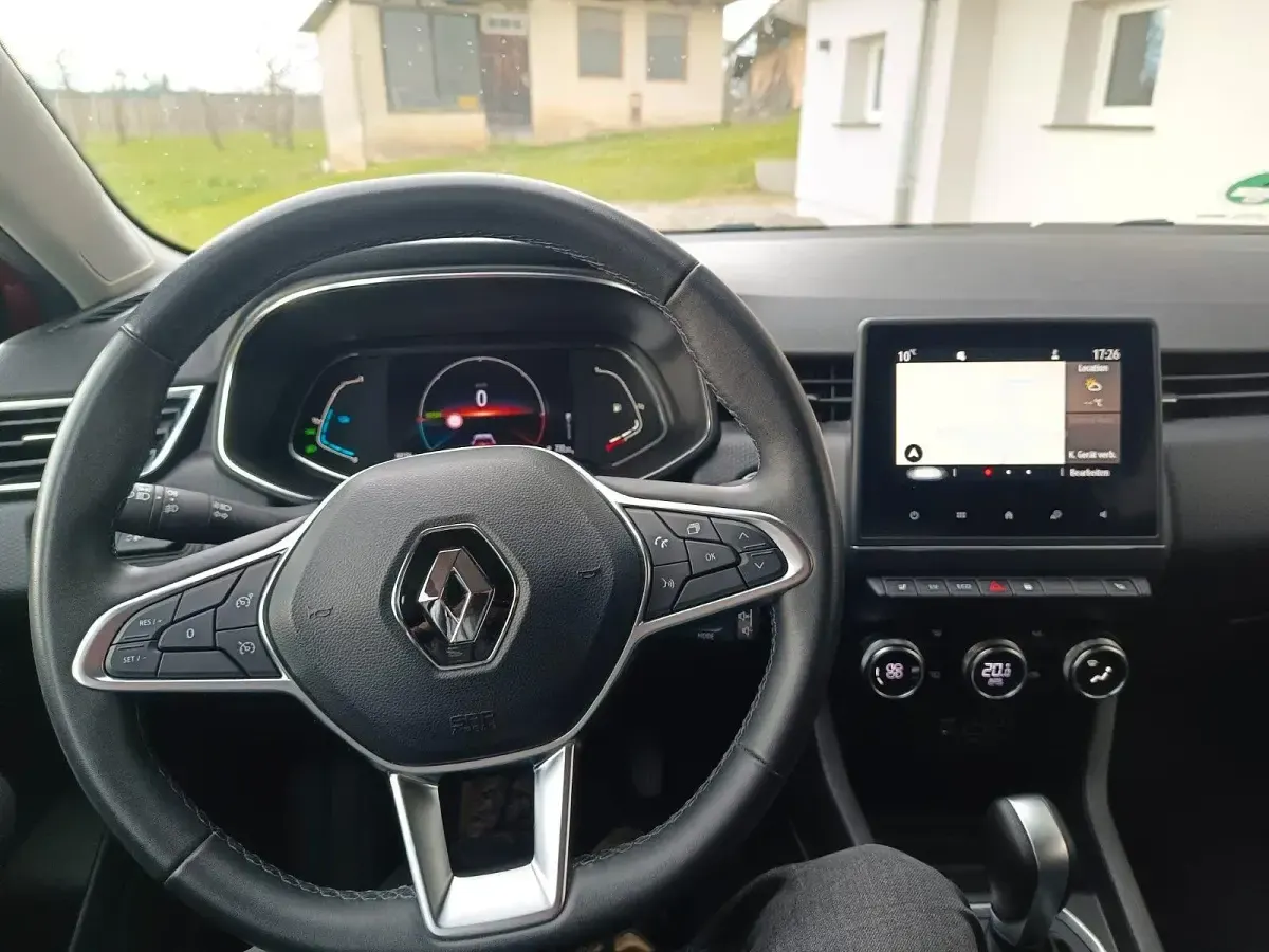Second-hand Renault Clio V Experience 140 CP (102 kW) 2020 Roșu Hatchback