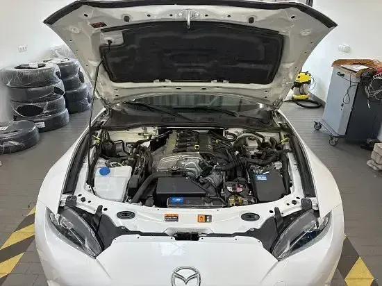 Gebraucht Mazda MX5 Sports-Line 160 PS (117 kW) 2017 Weiss Cabrio