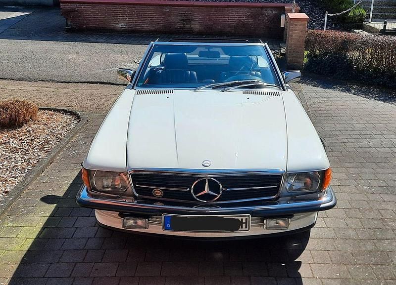 Gebraucht Mercedes SL380 218 PS (160 kW) 1981 Weiß Cabrio