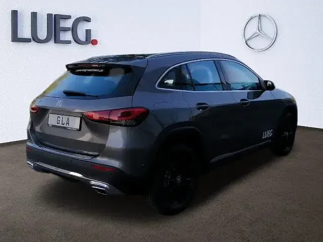 Gebraucht Mercedes GLA250 218 PS (160 kW) 2021 SUV