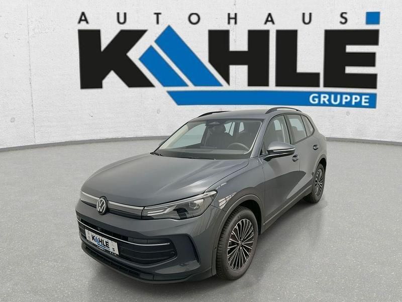 Grau Neu 2025 VW Tiguan Life SUV | 42.940 € (Guter Preis) - Bild 1/4