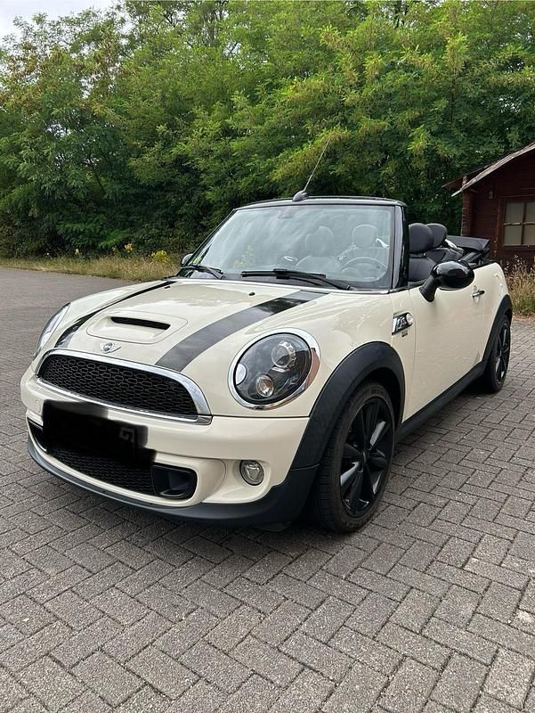 Weiß Gebraucht 2015 Mini Cooper S Cabriolet Cabrio | 7.950 € (Etwas zu teuer) - Bild 1/4