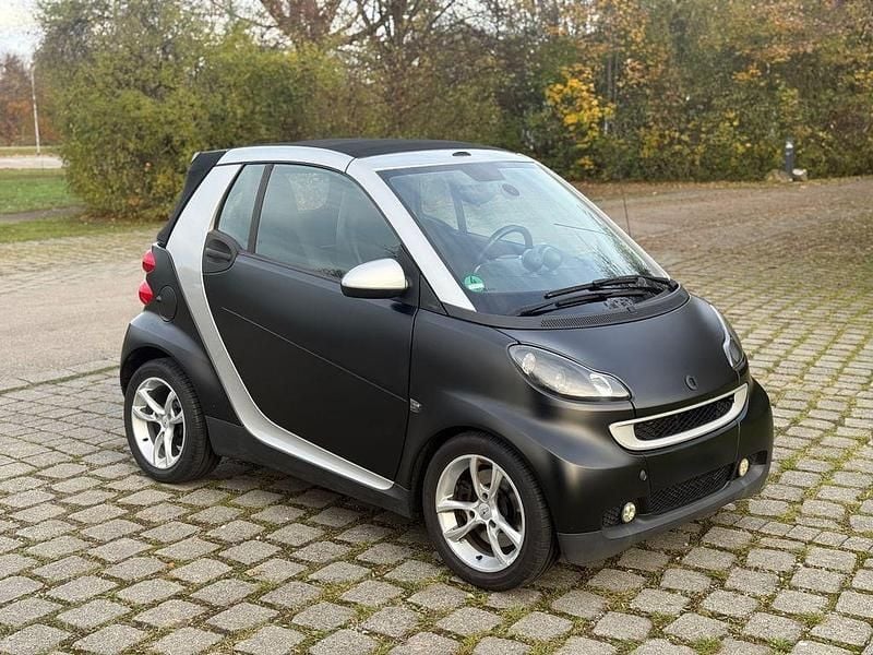 Schwarz Gebraucht 2009 Smart ForTwo Cabrio Pulse Cabrio | 4.750 € (Guter Preis) - Bild 1/4