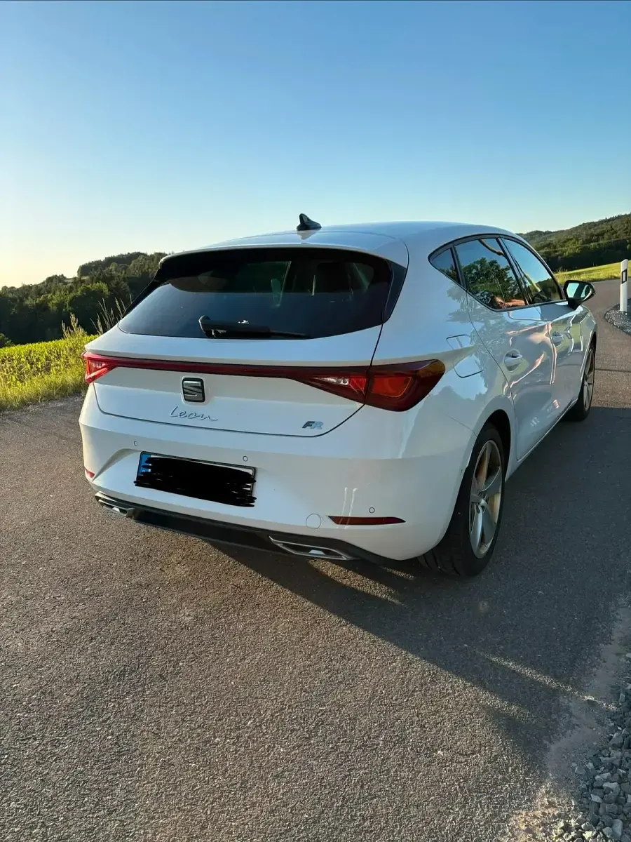 Gebraucht Seat Leon FR 150 PS (110 kW) 2020 Weiß Kleinwagen
