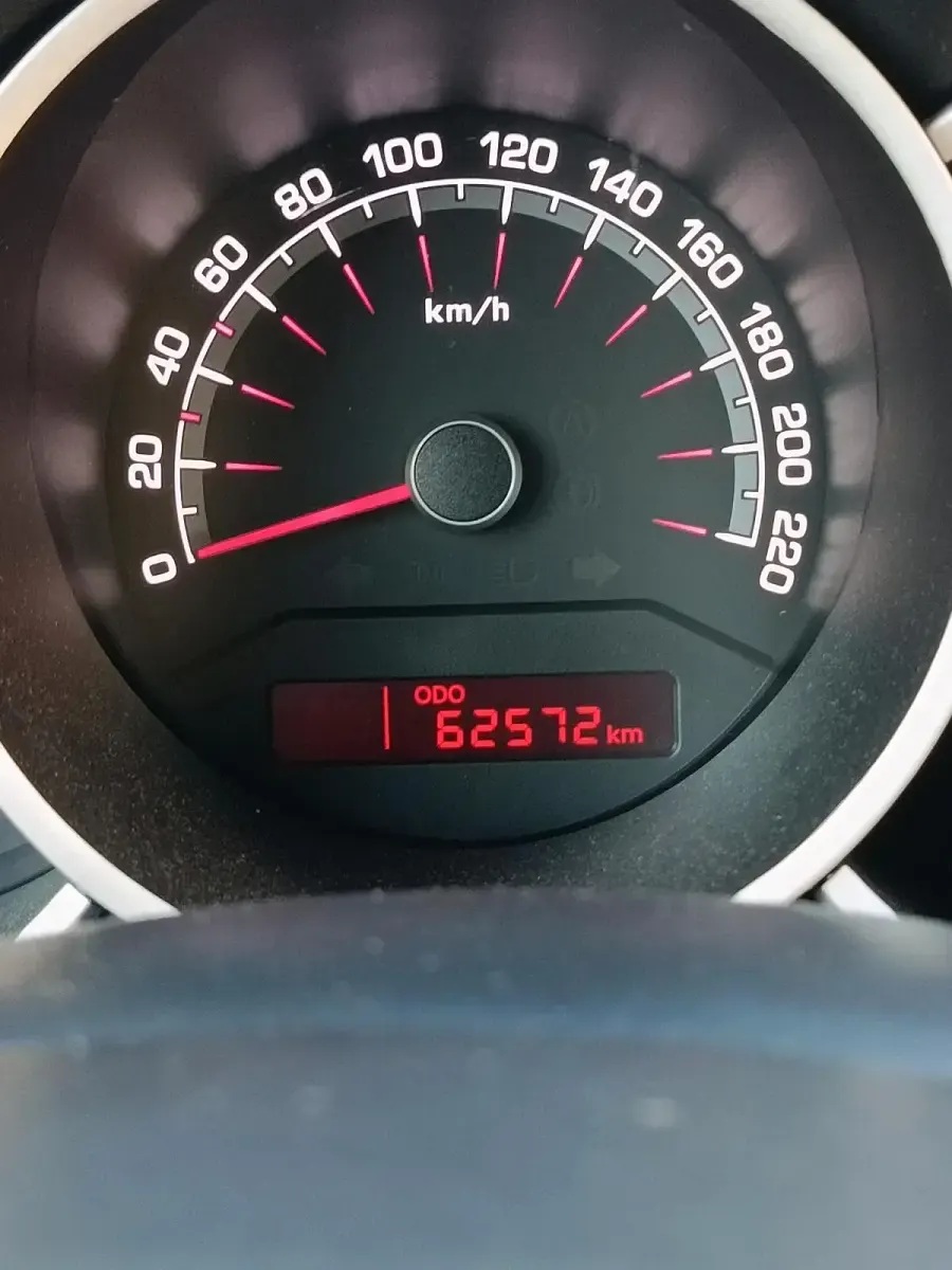 Gebraucht Kia Venga Best 90 PS (66 kW) 2014 Braun Kleinwagen