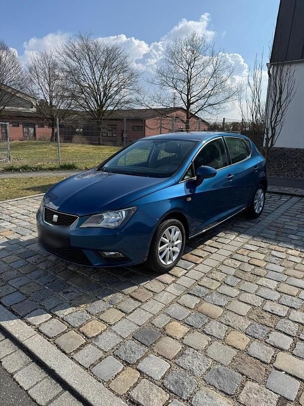 Gebraucht Seat Ibiza 90 PS (66 kW) 2013 Blau Kleinwagen