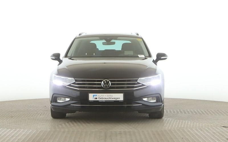 Gebraucht VW Passat Business 150 PS (110 kW) 2022 Schwarz Kombi