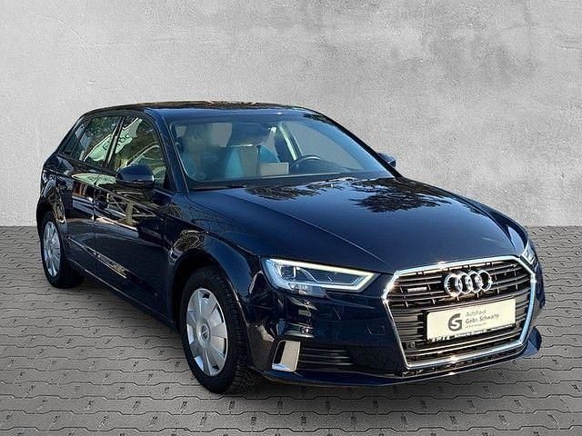 Gebraucht Audi A3 Sport 190 PS (139 kW) 2016 Blau Limousine