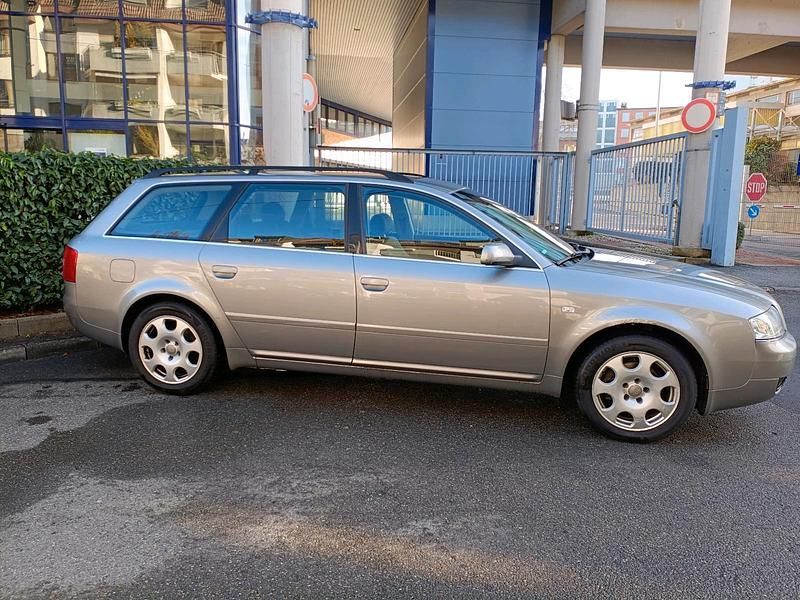 Gebraucht Audi A6 150 PS (110 kW) 2003 Grau Kombi