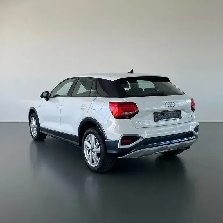 Używany Audi Q2 Advanced 150 KM (110 kW) 2023 Biały SUV