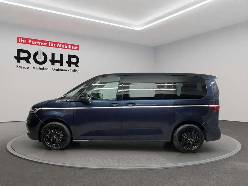 Gebraucht VW Multivan Style 177 PS (130 kW) 2025 Starlight blue metallic Van