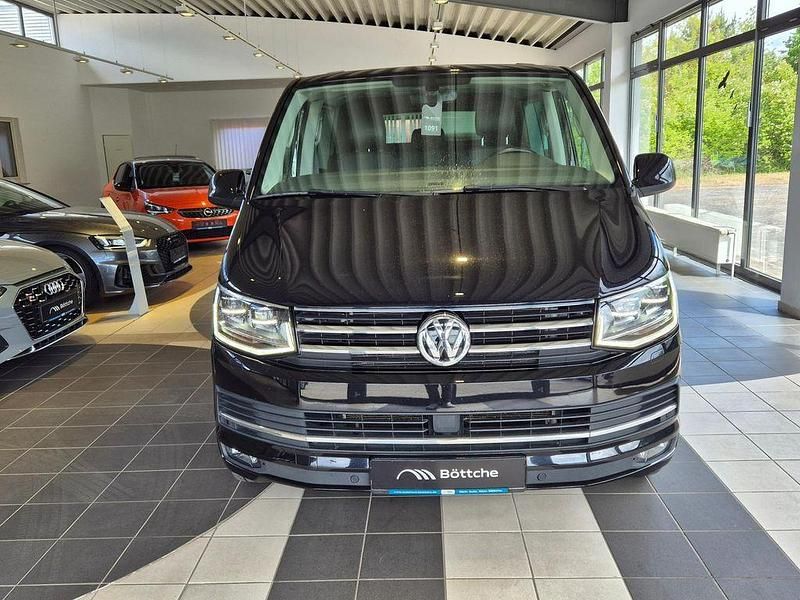 Gebraucht VW T6 Highline 199 PS (146 kW) 2019 Deep black perleffekt Van