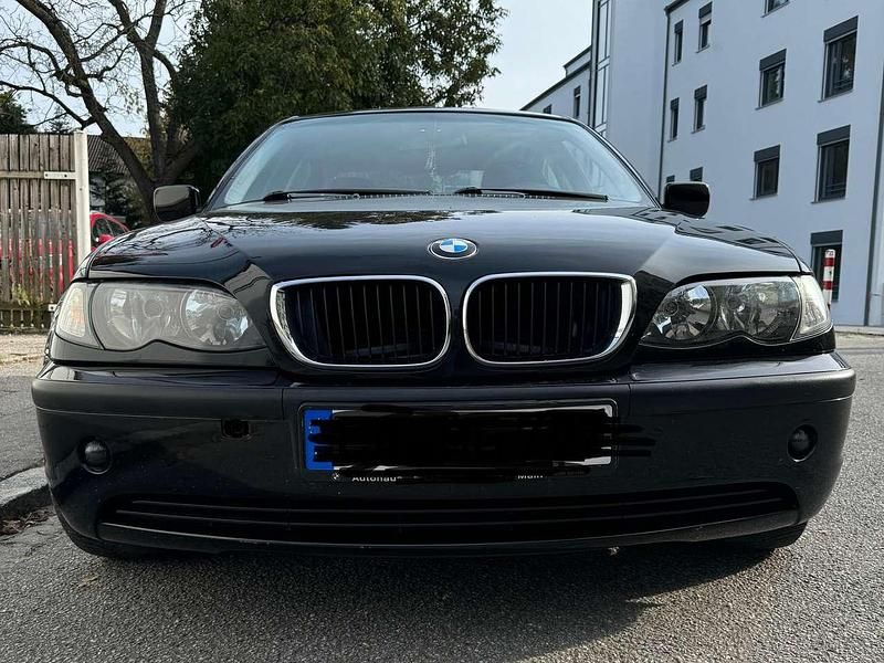 Second-hand BMW 318 143 CP (105 kW) 2004 Berlinǎ