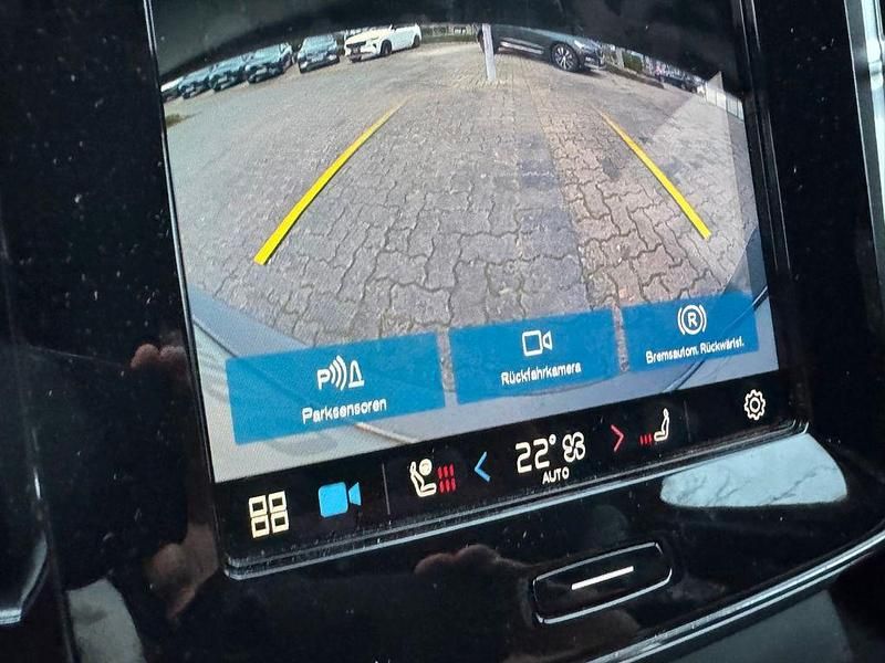 Gebraucht Volvo XC40 Plus 169 kW (231 PS) 2022 Schwarz SUV