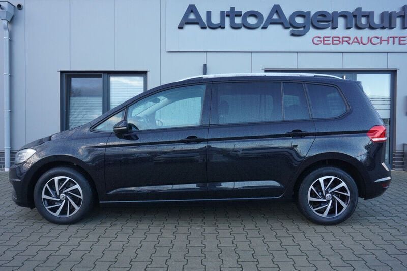 Gebraucht VW Touran Join 150 PS (110 kW) 2018 Schwarz Van / Kleinbus