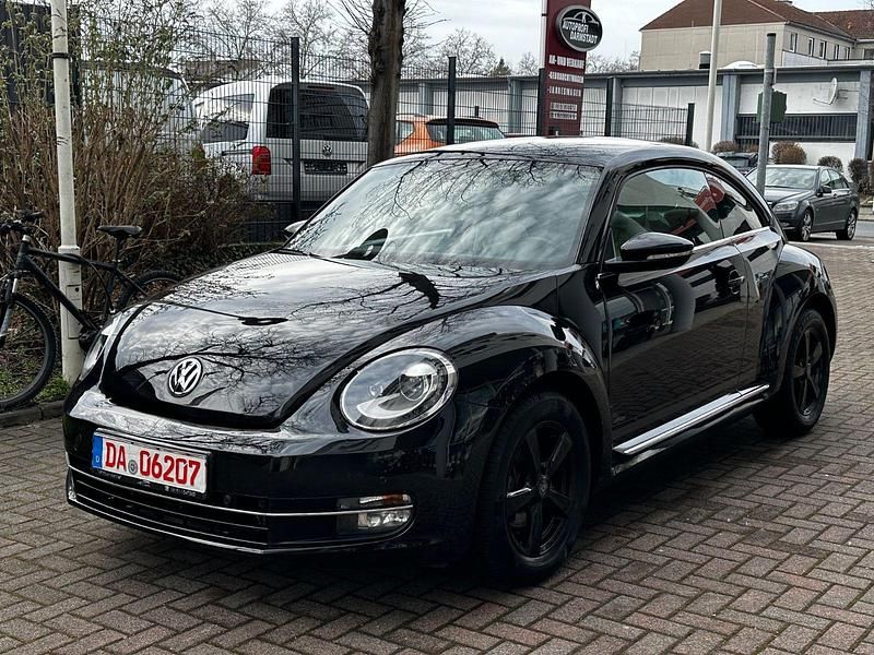 Gebraucht VW Beetle Cup 105 PS (77 kW) 2014 Schwarz Kleinwagen