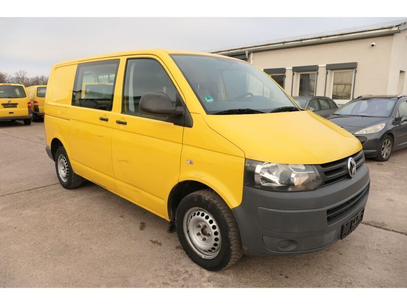Gebraucht VW T5 84 PS (61 kW) 2011 Ginstergelb r1032 Van