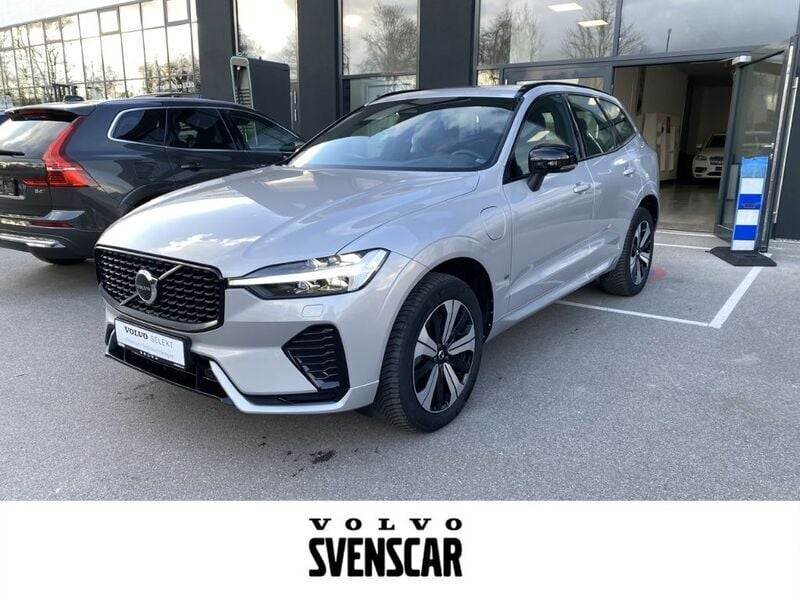 Gebraucht Volvo XC60 Plus 398 PS (292 kW) 2023 Silver dawn / metallic SUV