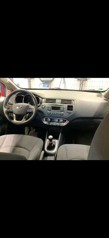 Gebraucht Kia Rio DREAM-TEAM Edition 86 PS (63 kW) 2012 Rot