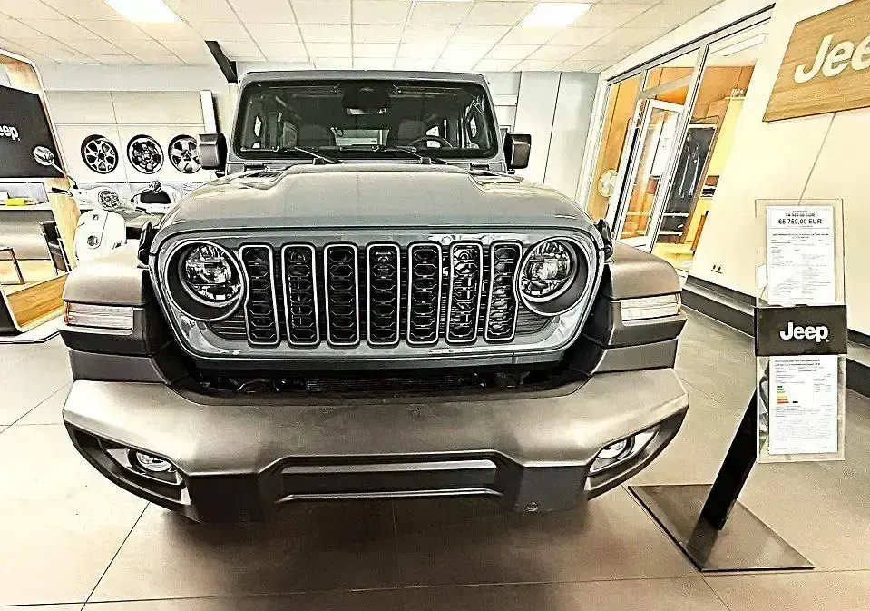 Neu Jeep Wrangler Unlimited Rubicon 272 PS (200 kW) 2026 Grau SUV