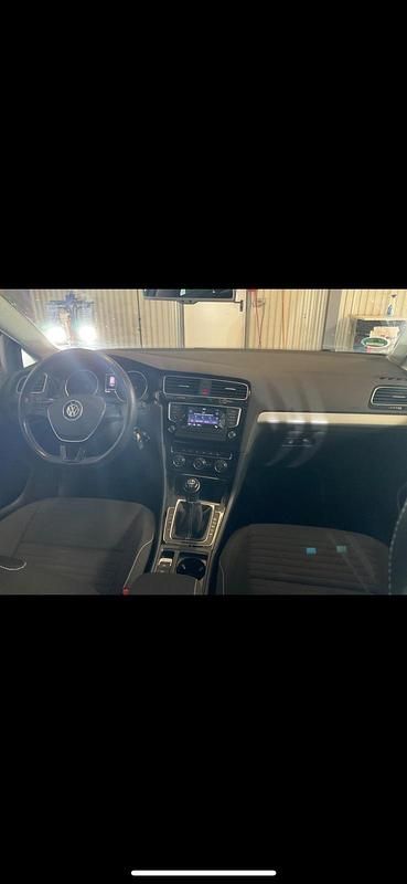 Gebraucht VW Golf VII 105 PS (77 kW) 2014 Braun Kombi