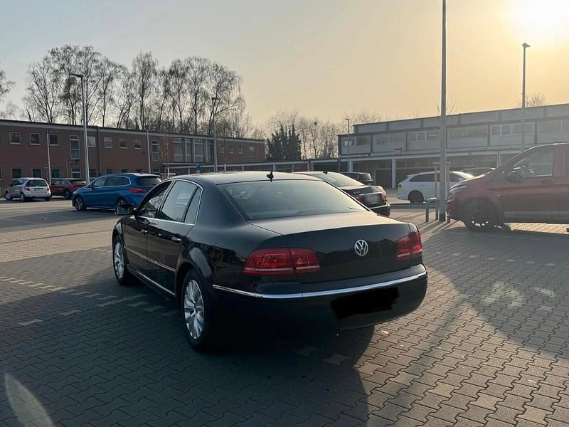 Gebraucht VW Phaeton 245 PS (180 kW) 2011 Schwarz Limousine