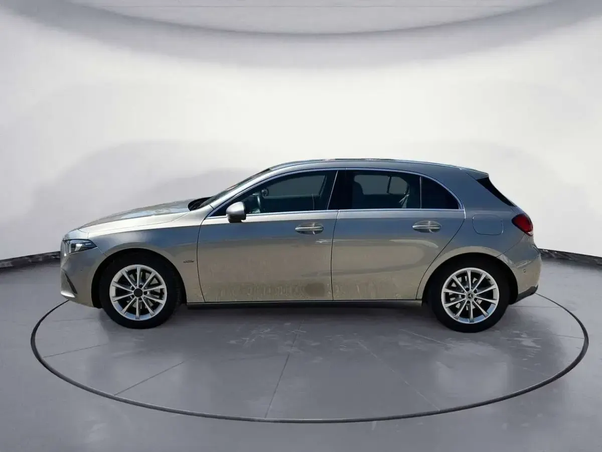 Gebraucht Mercedes A220 190 PS (139 kW) 2020 Silber Limousine
