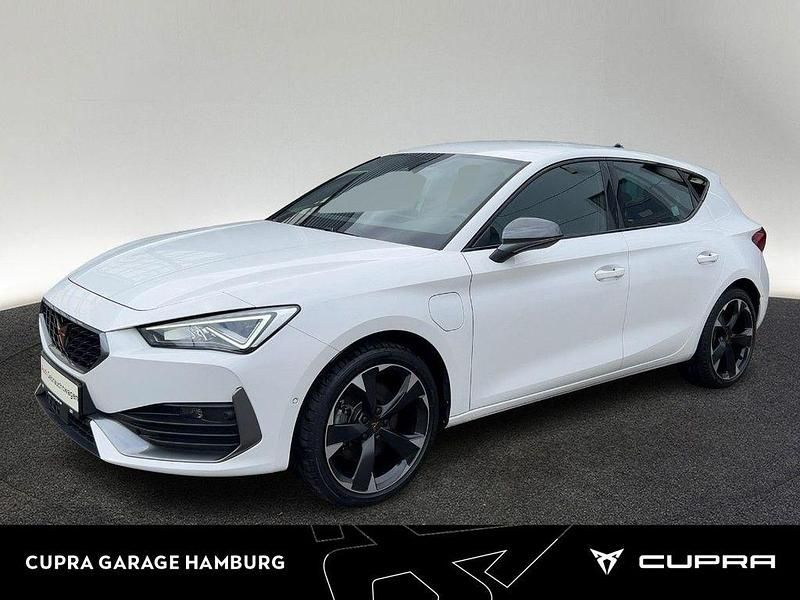 Candy weiß Gebraucht 2022 Cupra Leon Limousine | 21.450 € (Guter Preis) - Bild 1/4