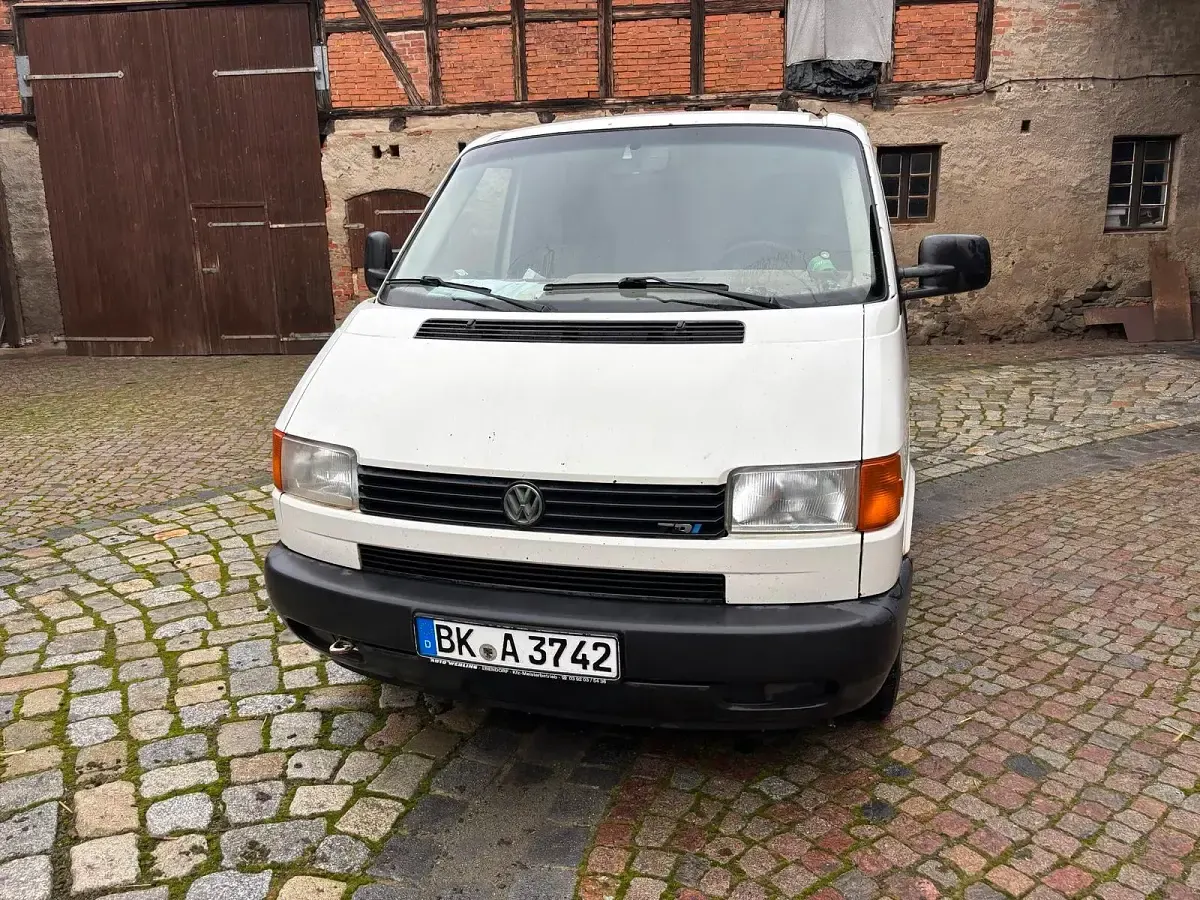 Gebraucht VW T4 84 PS (61 kW) 2003 Weiß Van