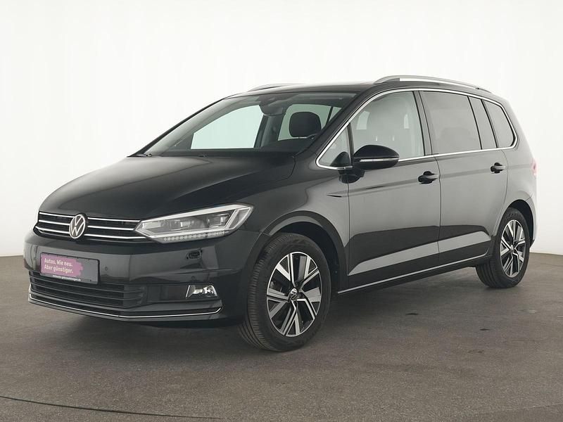 Deep black Gebraucht 2022 VW Touran Highline Van / Kleinbus | 28.955 € (Fairer Preis) - Bild 1/4
