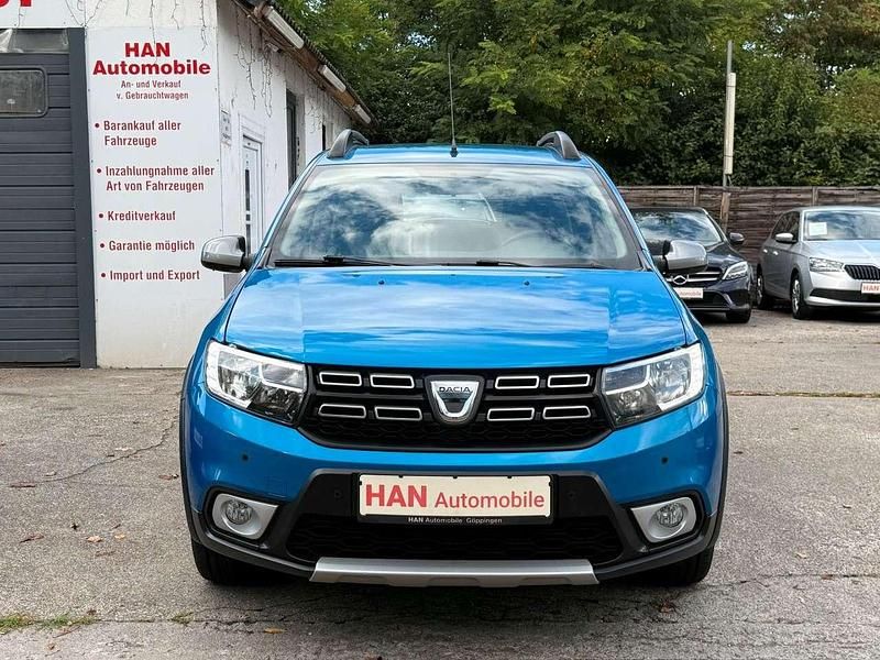 Blau sky Gebraucht 2017 Dacia Sandero Prestige Kleinwagen | 12.900 € (Etwas zu teuer) - Bild 1/4