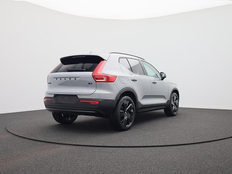 Ny Volvo XC40 Plus 2026 Sort SUV