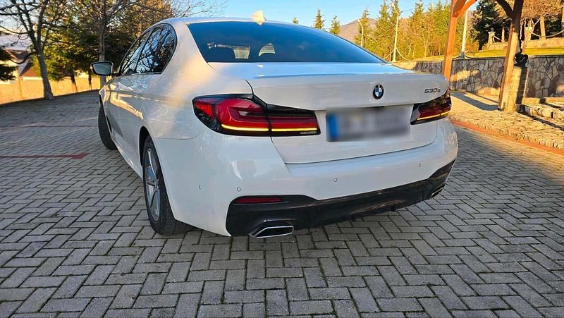 Gebraucht BMW 530e 299 PS (219 kW) 2020 Weiß Limousine