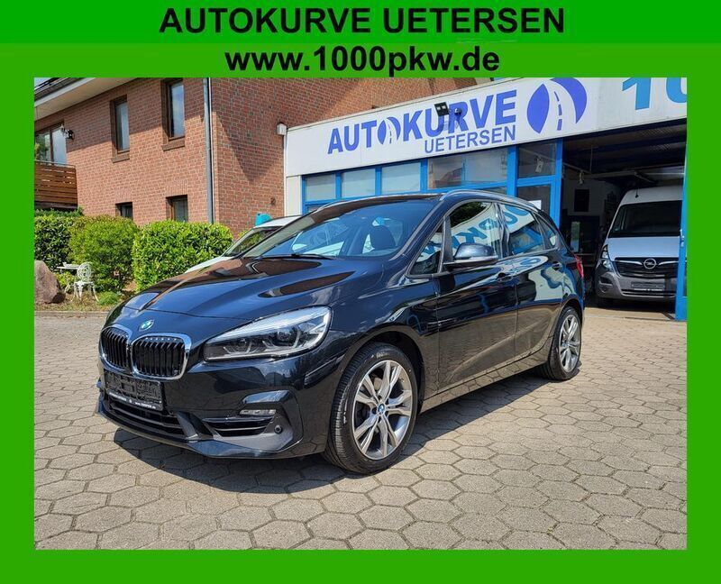Schwarz Gebraucht 2019 BMW 220 Active Tourer Sport Line Van / Kleinbus | 19.750 € (Guter Preis) - Bild 1/4
