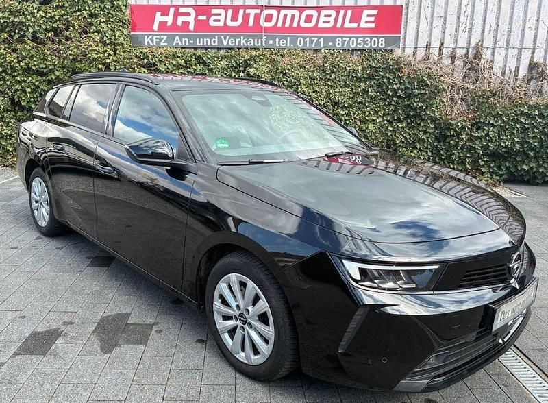 Gebraucht Opel Astra Business Edition 131 PS (96 kW) 2024 Schwarz Kombi