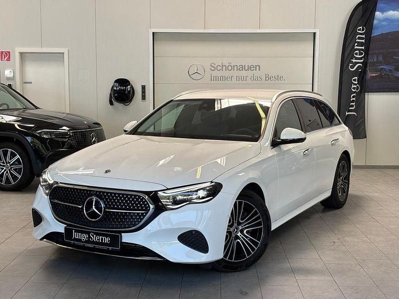 Unilack polarweiß Gebraucht 2024 Mercedes E220 Avantgarde Kombi | 44.950 € (Superpreis) - Bild 1/4