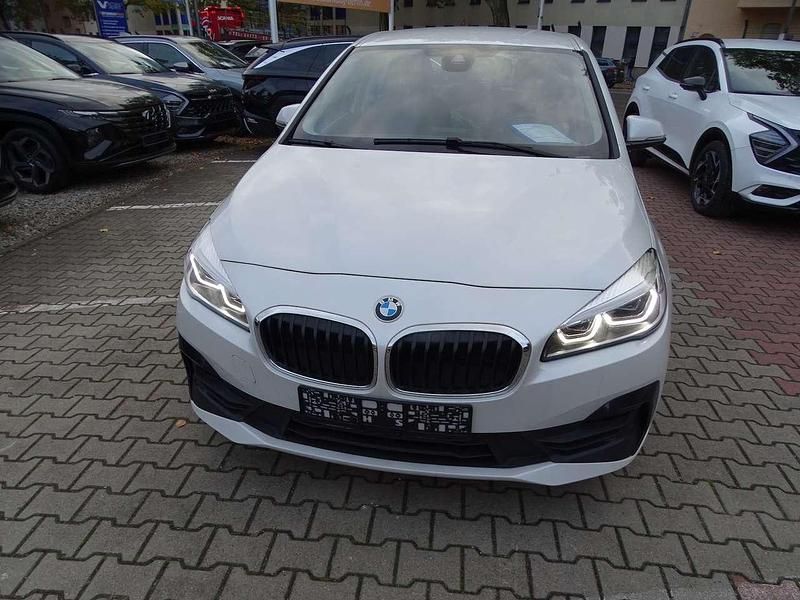 Gebraucht BMW 216 Advantage 116 PS (85 kW) 2021 Weiß Van / Kleinbus