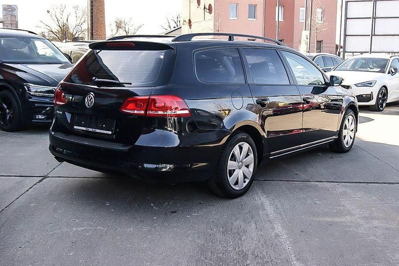 Gebraucht VW Passat Trendline 122 PS (89 kW) 2014 Deepblack schwarz perleffect Kombi
