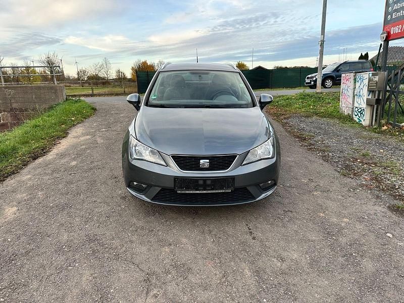 Gebraucht Seat Ibiza ST Style 105 PS (77 kW) 2015 Grau Kombi