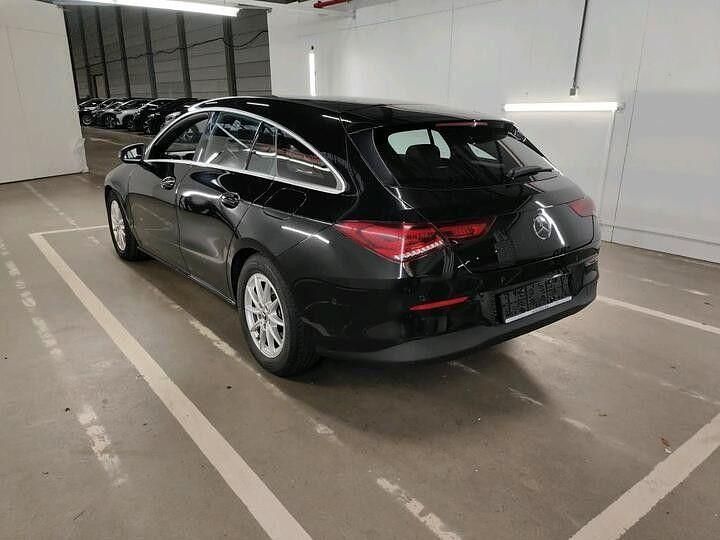 Gebraucht Mercedes CLA180 116 PS (85 kW) 2021 Schwarz Limousine
