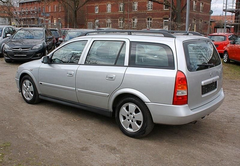 Gebraucht Opel Astra Elegance 125 PS (91 kW) 2003 Silber Kombi