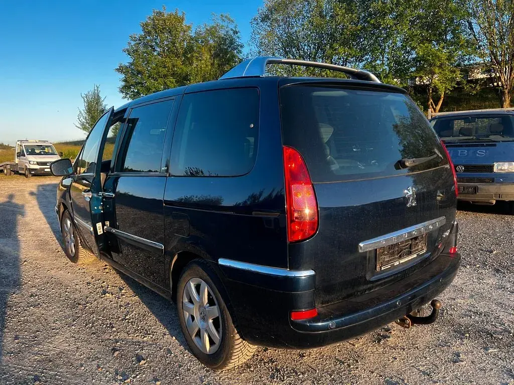 Gebraucht Peugeot 807 163 PS (119 kW) 2011 Blau Van / Kleinbus