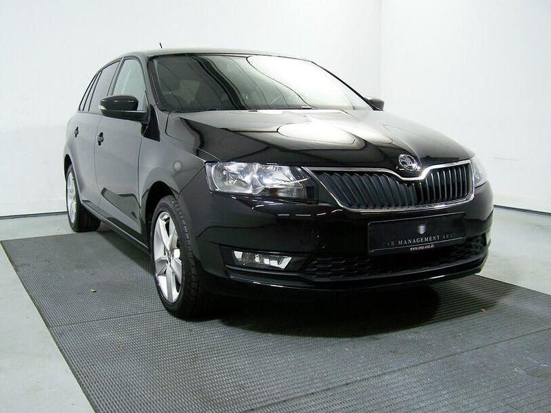 Usado Skoda Rapid Cool Edition 120 HP (88 kW) 2019 Preto Citadino