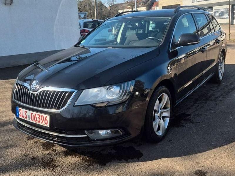 Gebraucht Skoda Superb Exclusive 170 PS (125 kW) 2014 Schwarz Kombi