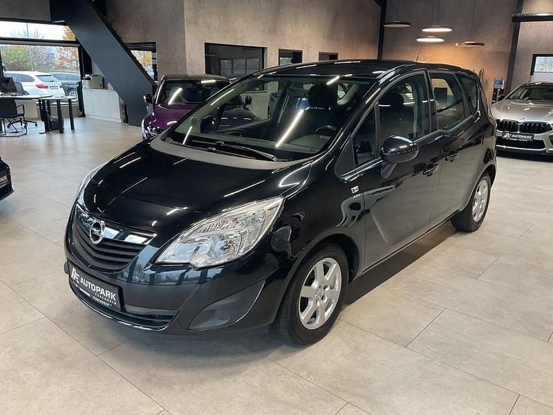 Schwarz Gebraucht 2013 Opel Meriva Active Van / Kleinbus | 4.480 € (Guter Preis) - Bild 1/4
