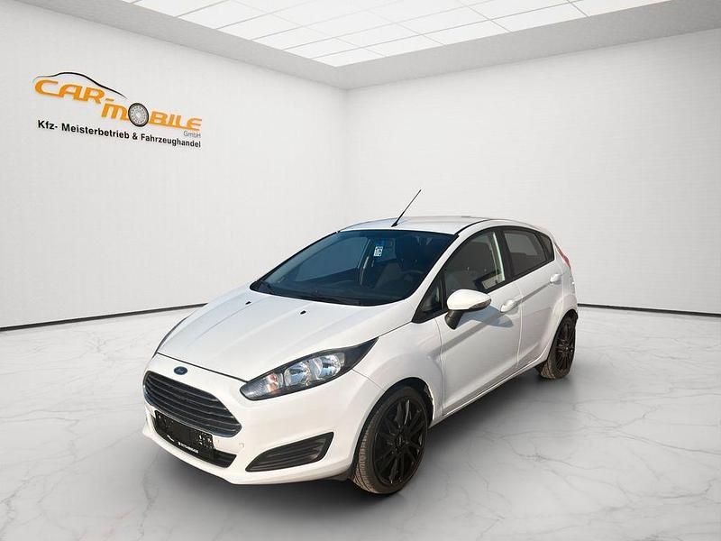 Gebraucht Ford Fiesta SYNC Edition 60 PS (44 kW) 2014 Weiß Kleinwagen