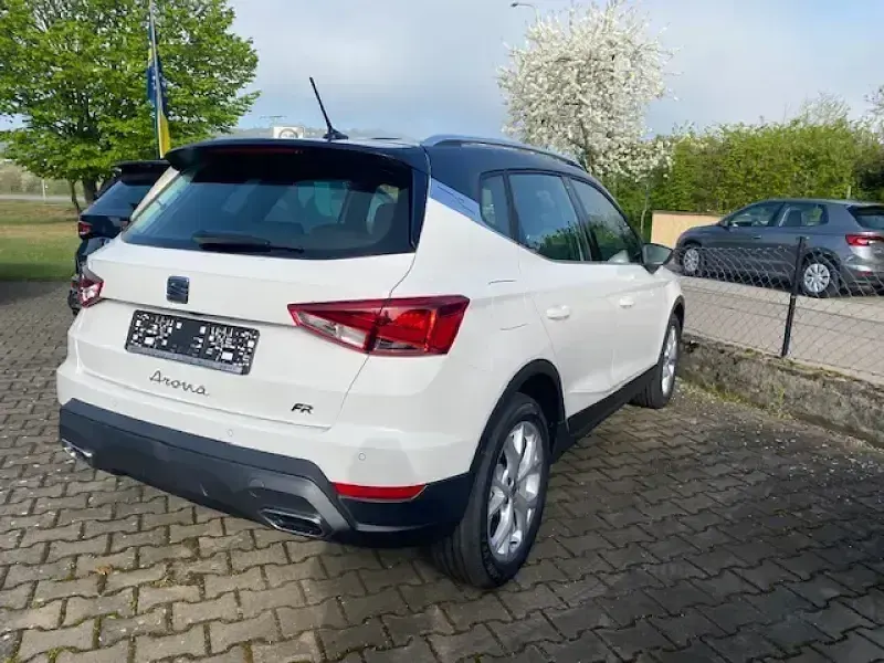 Gebraucht Seat Arona FR 150 PS (110 kW) 2024 Weiß SUV