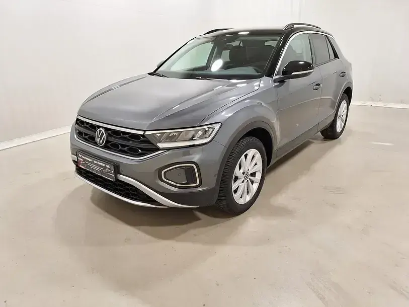 Gebraucht VW T-Roc Life 110 PS (80 kW) 2023 Indiumgrau metallic SUV